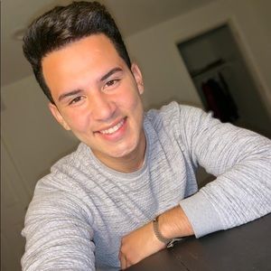 Meet your Posher, Andres